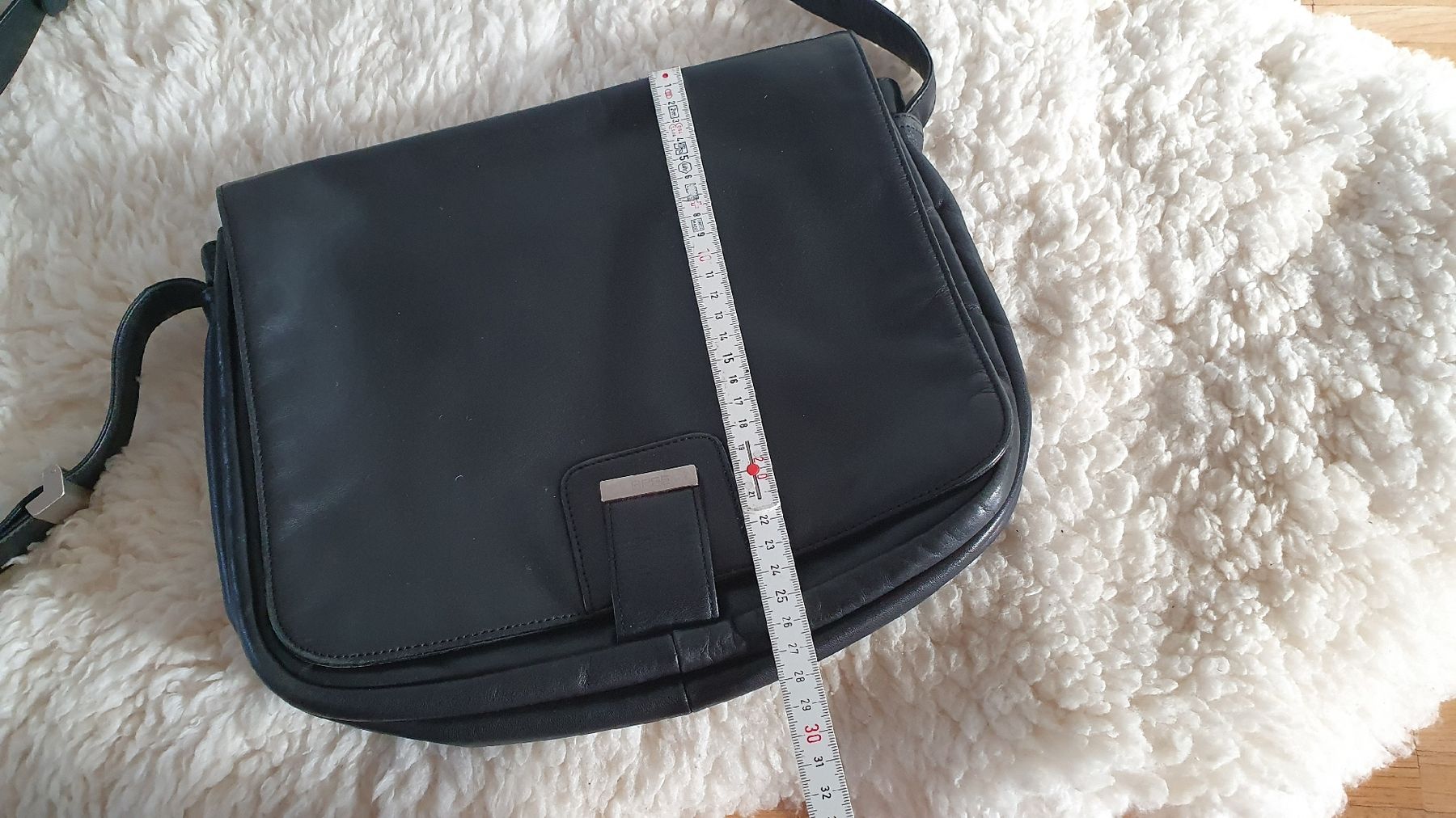 Bree Borse da donna: Schwarze Ledertasche von Bree, ein Klassiker – Usato da Laufenburg venduto da megane1959 4