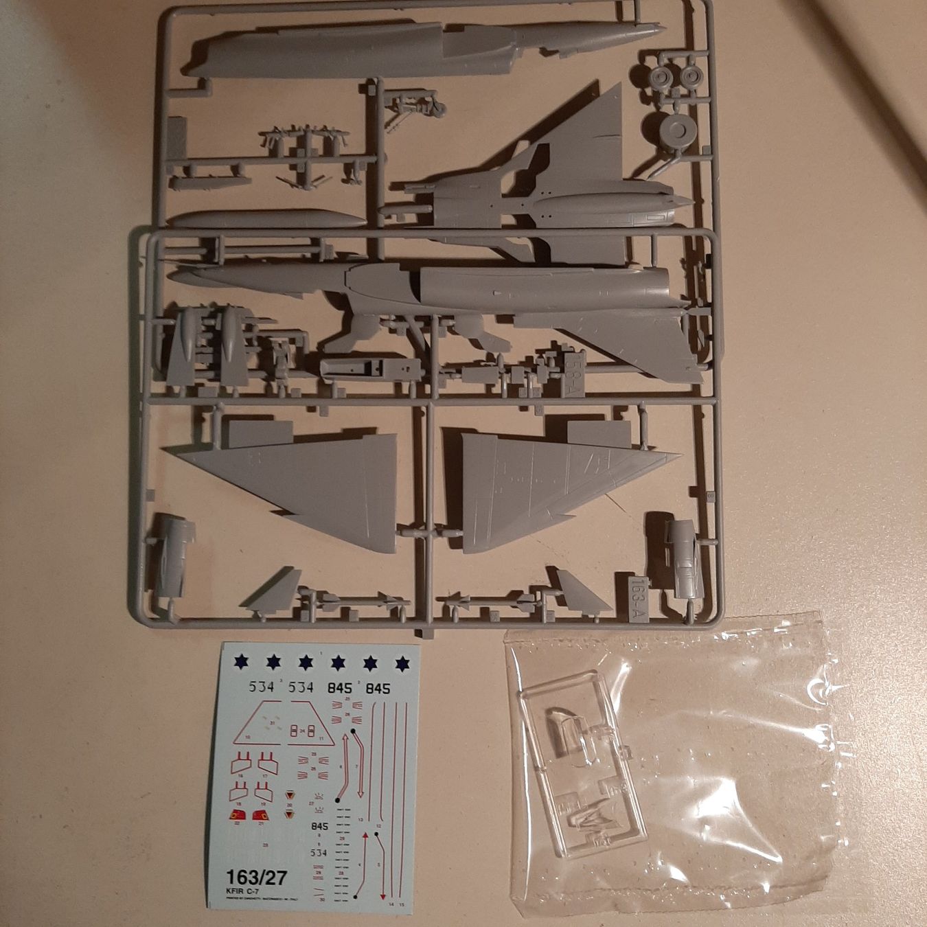 Italeri Modellbausätze & Standmodelle: 1105 ... Kfir C 7 ... Italeri 163 – Gebraucht aus Bonstetten von Benibanny59 2