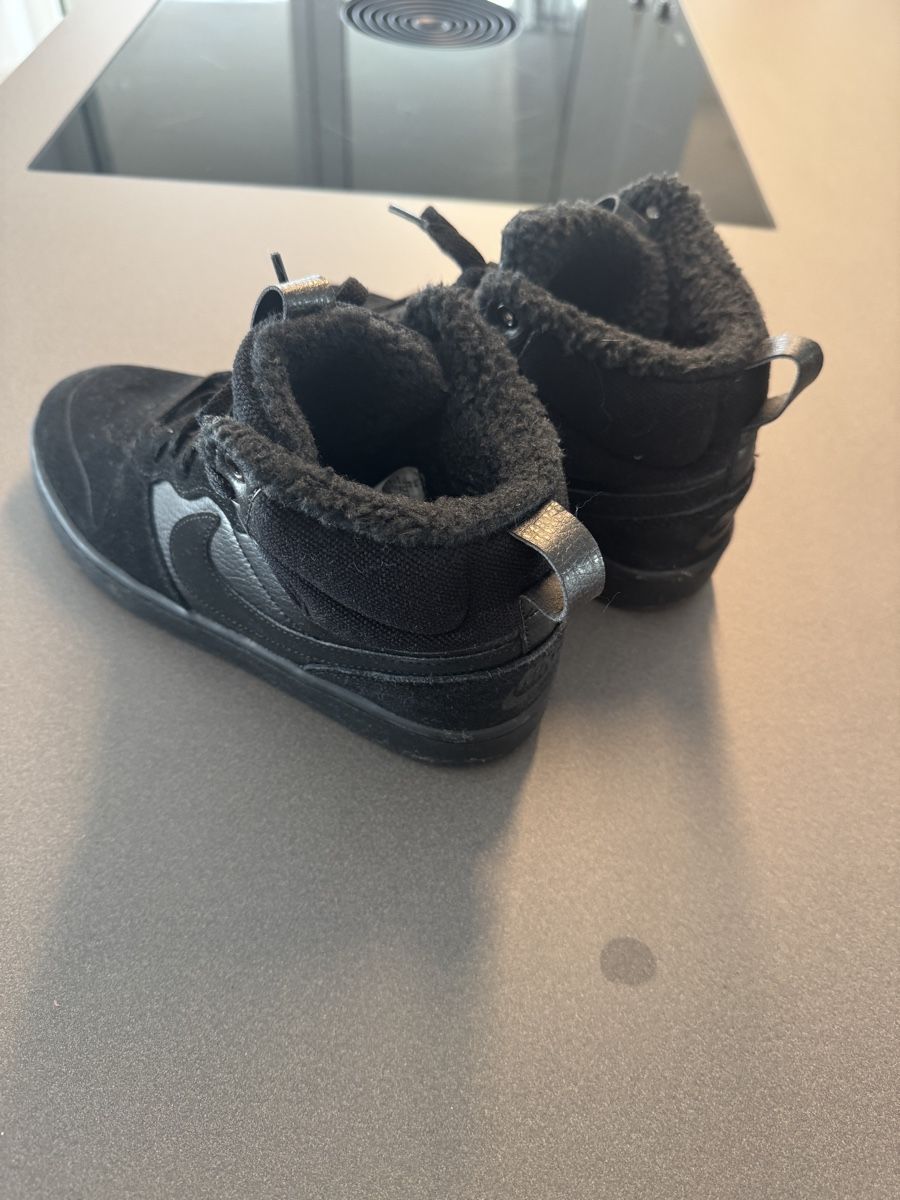Scarpe da uomo: Nike Schuhe  – Usato da lenzburg venduto da isabelle.k.80 2