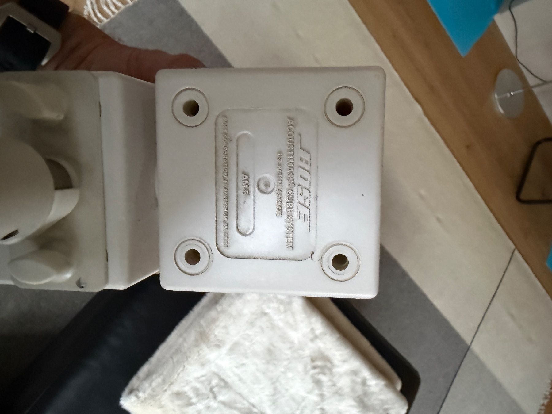 Bose Casse acustiche: Bose Acoustimass  Soundsystem mit Wandbefestigung – Usato da Steinhausen venduto da Beachrace 2