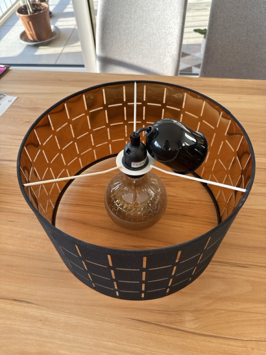 Lampadari & plafoniere: Lampenschirm schwarz mit Gold-Innenseite – Usato da Liestal venduto da R__Mueller 1