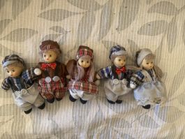 Lot de 5 petites poupées en porcelaine style vintage