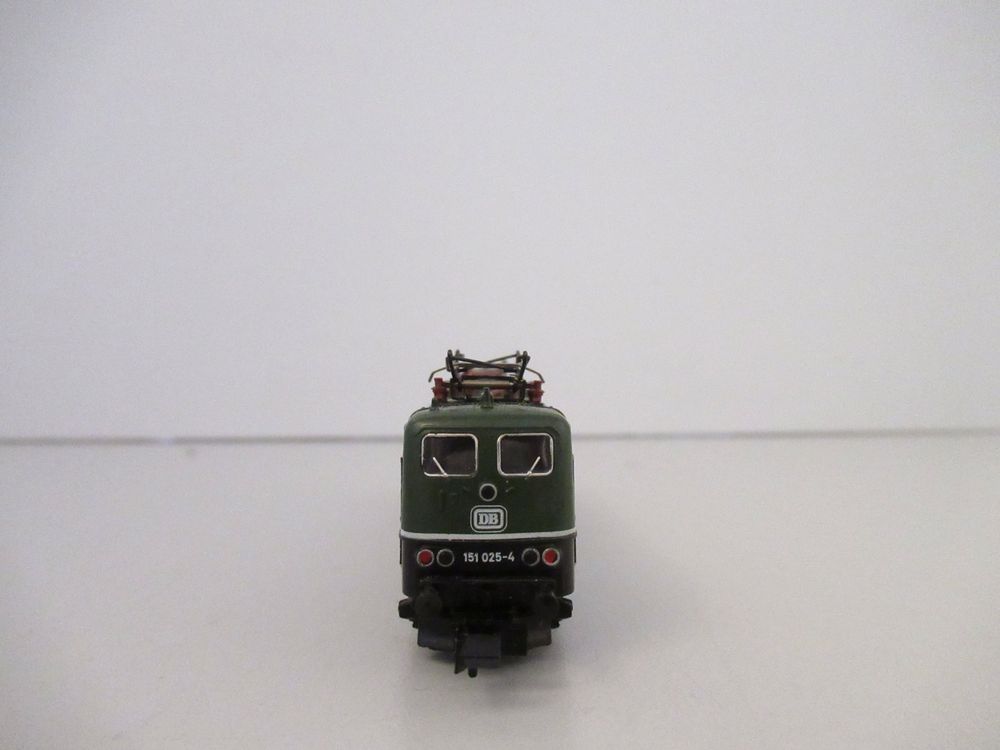 Trix Modelleisenbahnen: Minitrix 2056 E-Lok BR151 DB Deutsche Bahn DC Spur N Elektro – Gebraucht aus Basel von mhmarken 3