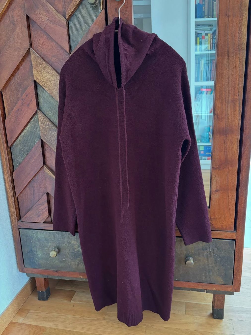Massimo Dutti Kleider: Massimo Dutti Strickkleid - bordeaux – Gebraucht aus Kilchberg ZH von sentiera 2