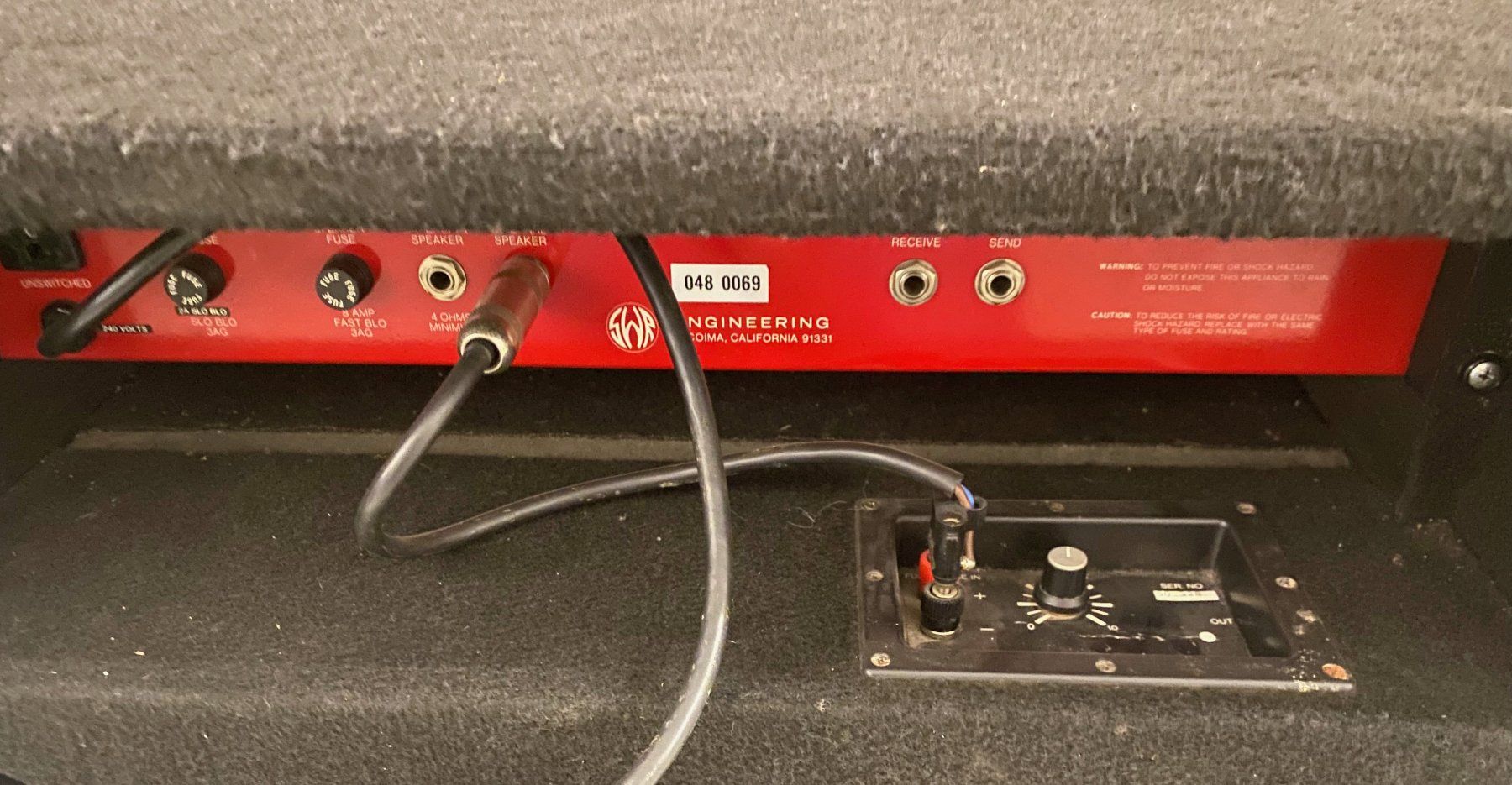 Amplificatori: SWR RED HEAD Röhren Bass Combo – Usato da Dietikon venduto da Ilsru 4