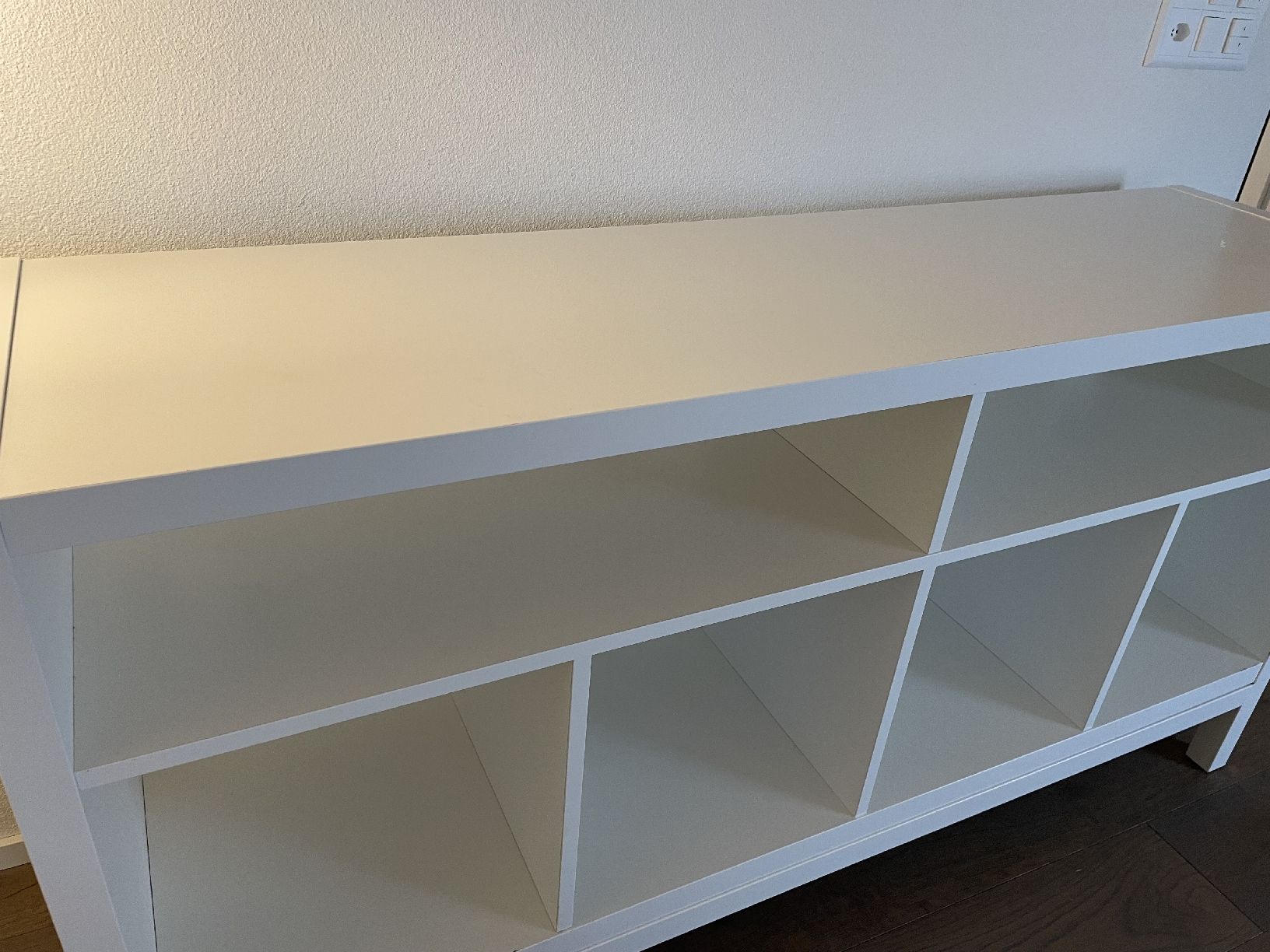 Voitures modèles: TV bench  – D'occasion à Lotzwil par eva_8hbj 1