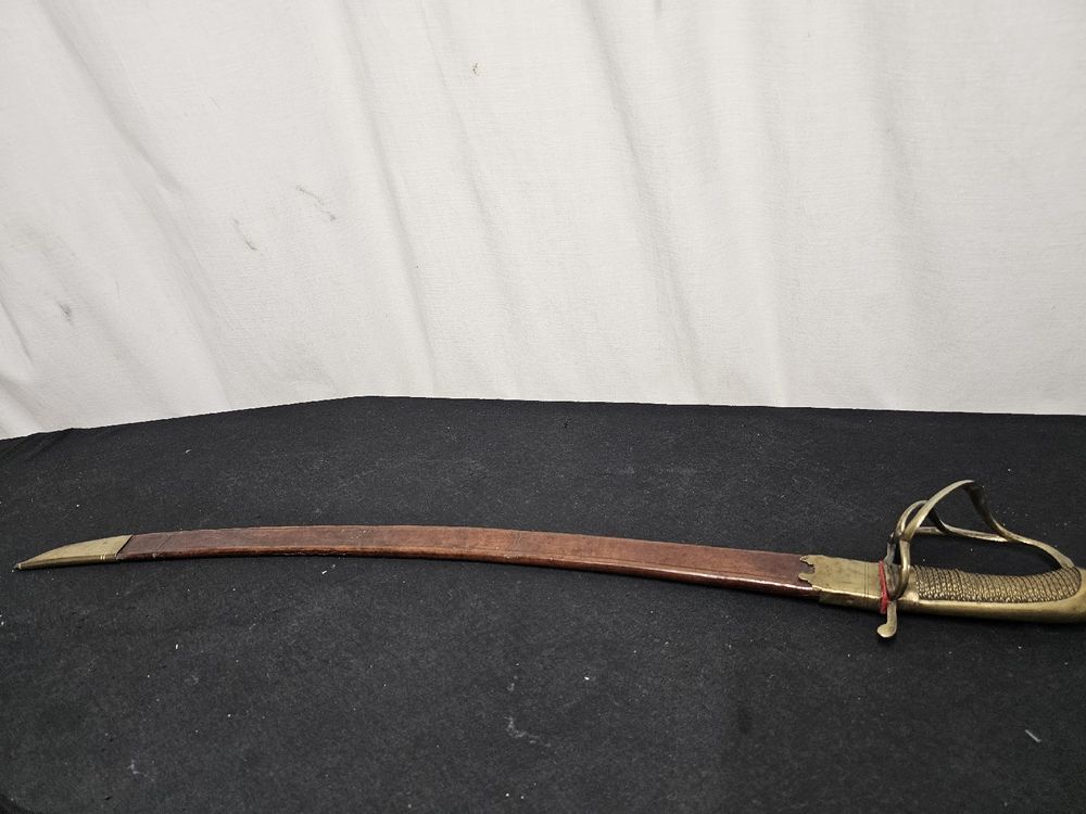 UNITED CUTLERY Bushmaster Explorer Jagdmesser – Volldorn-Klinge Aus 1095 HC-Stahl Mit Holzgriff & Lederscheide
