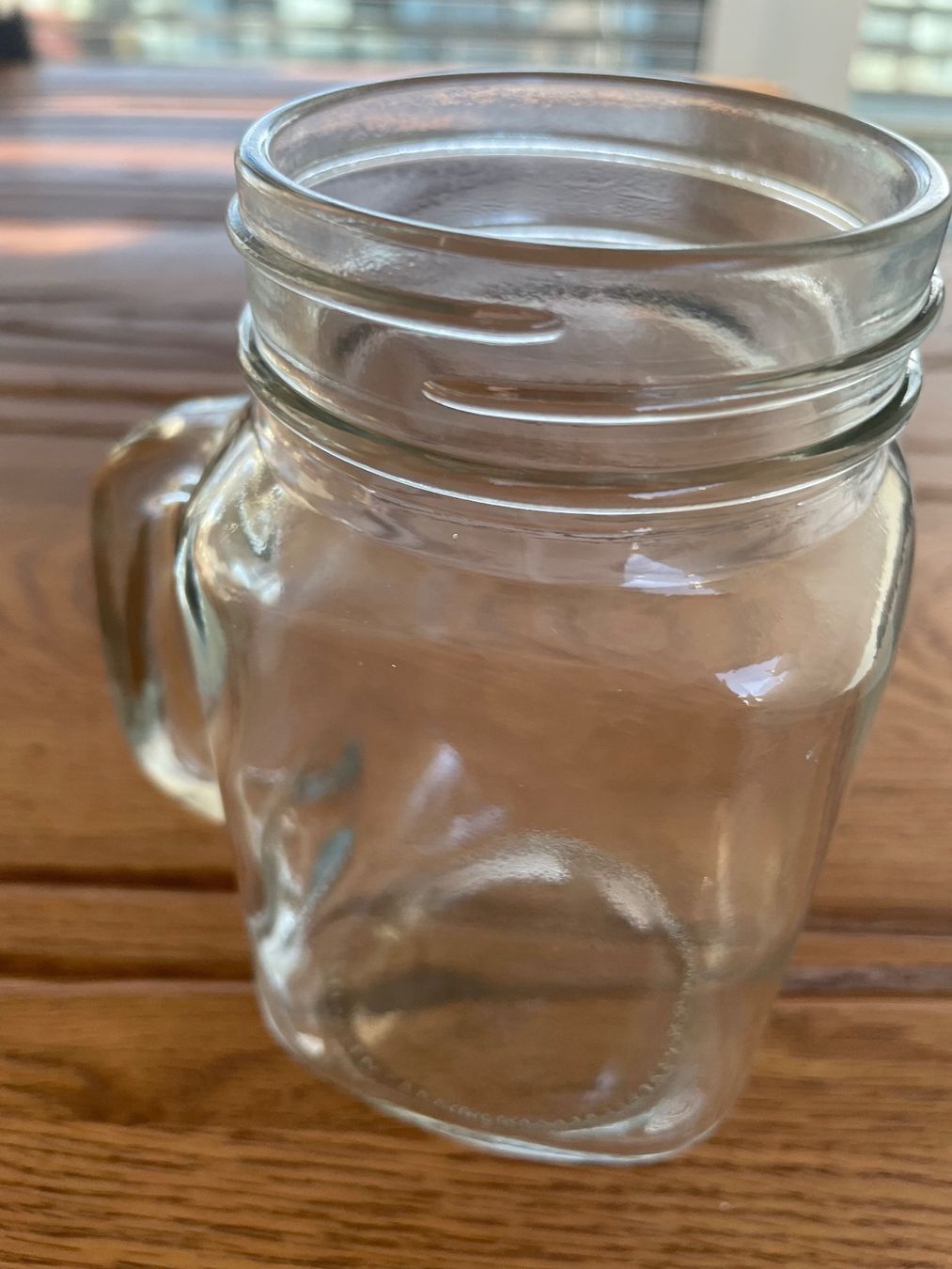 Bicchieri: Glas mit Henkel – Usato da Nidau venduto da sve_2thh 2