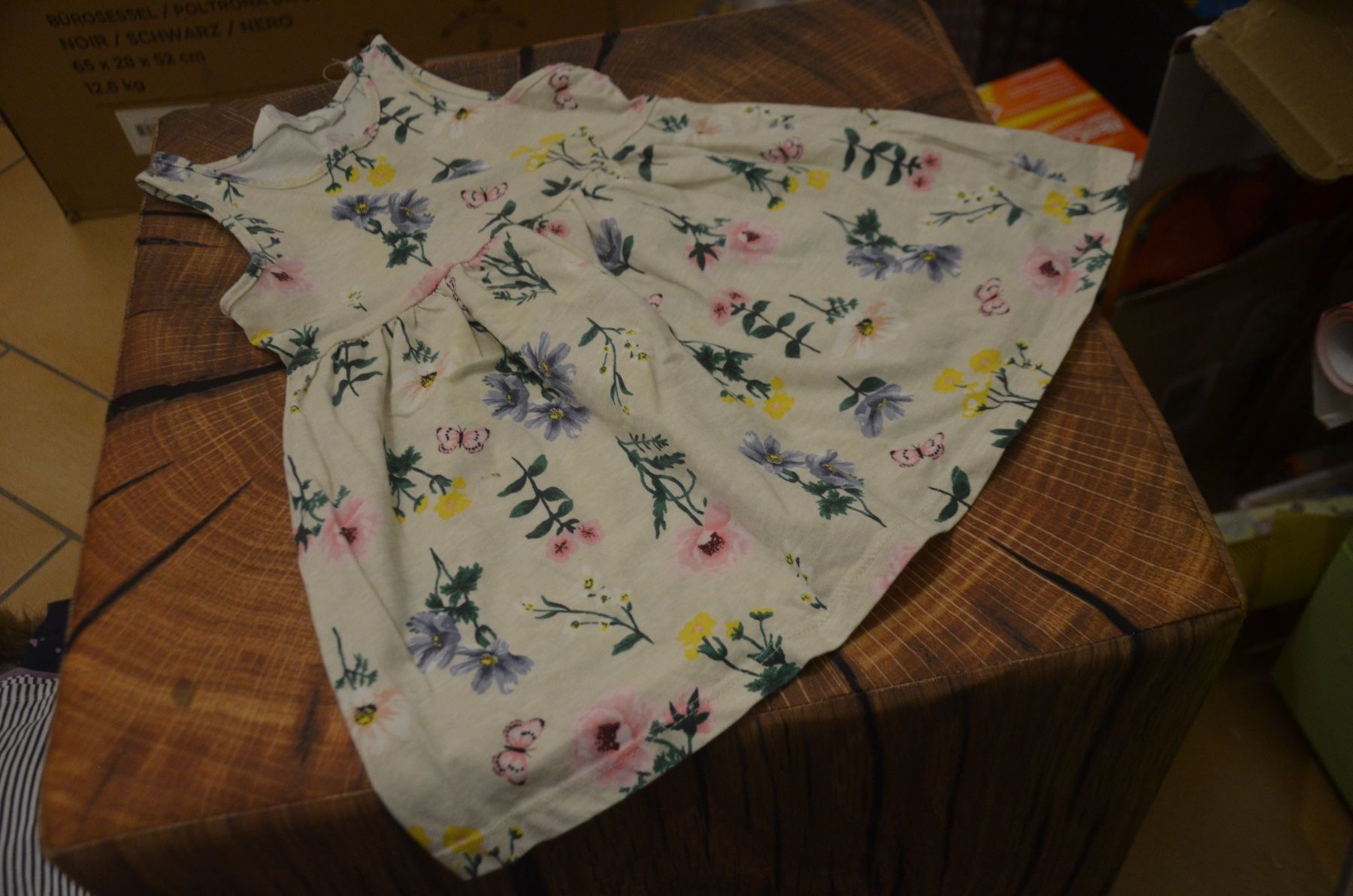 Vestiti & Gonne: TAILLE 92 JOLIE ROBE – Usato da Chiasso venduto da Dolly015