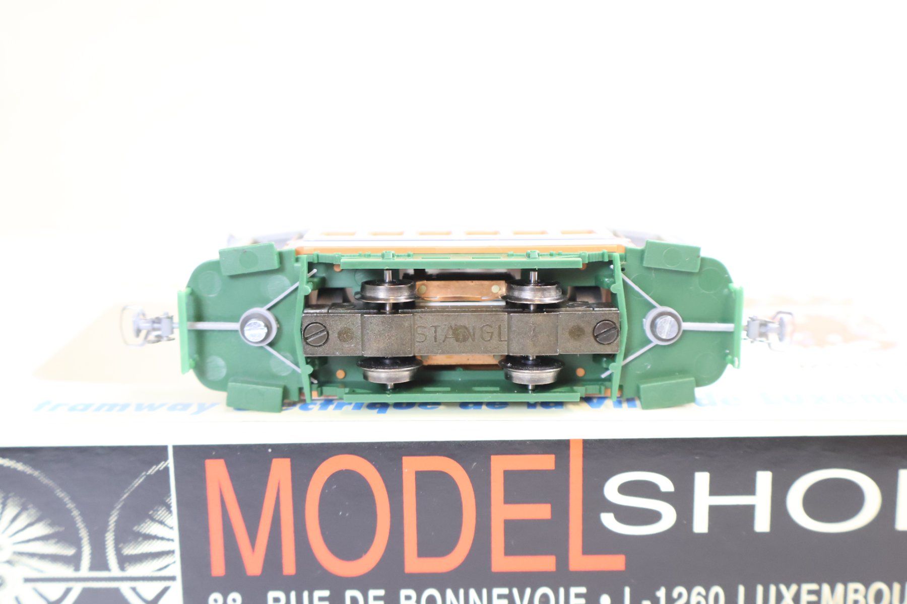 Modelleisenbahnen: H0m DC Strassenbahn Tram - mit Motor – Gebraucht aus Winterthur von  7