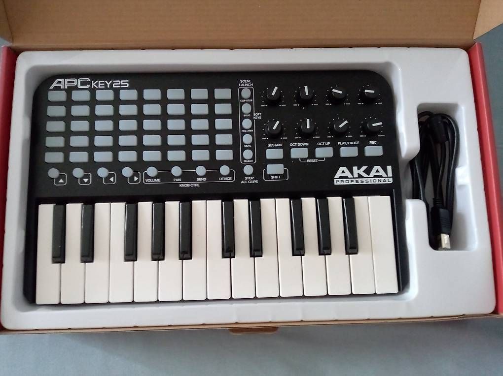 Akai Musikinstrumente: AKAI Apc Key25 – Gebraucht aus Bad Ragaz von wie_2xls 1