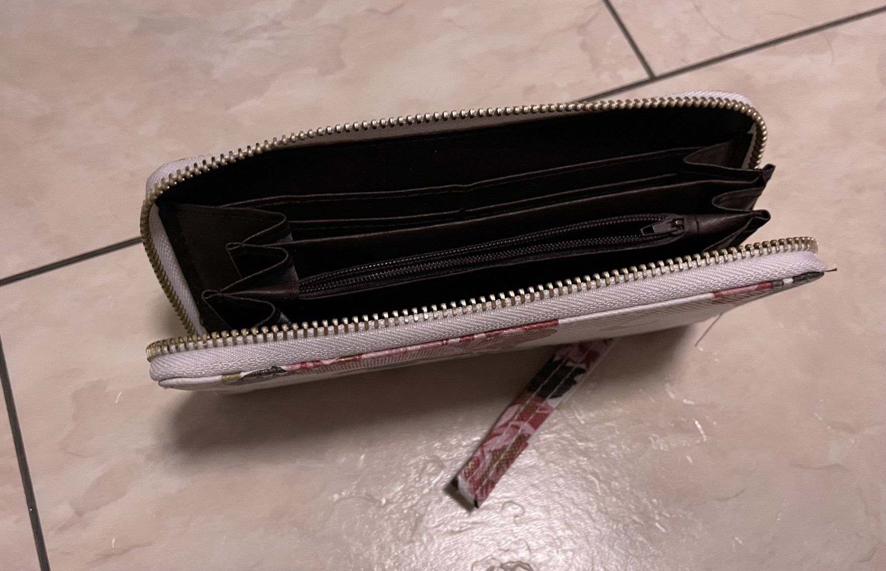 Portamonete: Portemonnaie – Nuovo (secondo la descrizione) da Uetikon am See venduto da m1384 1