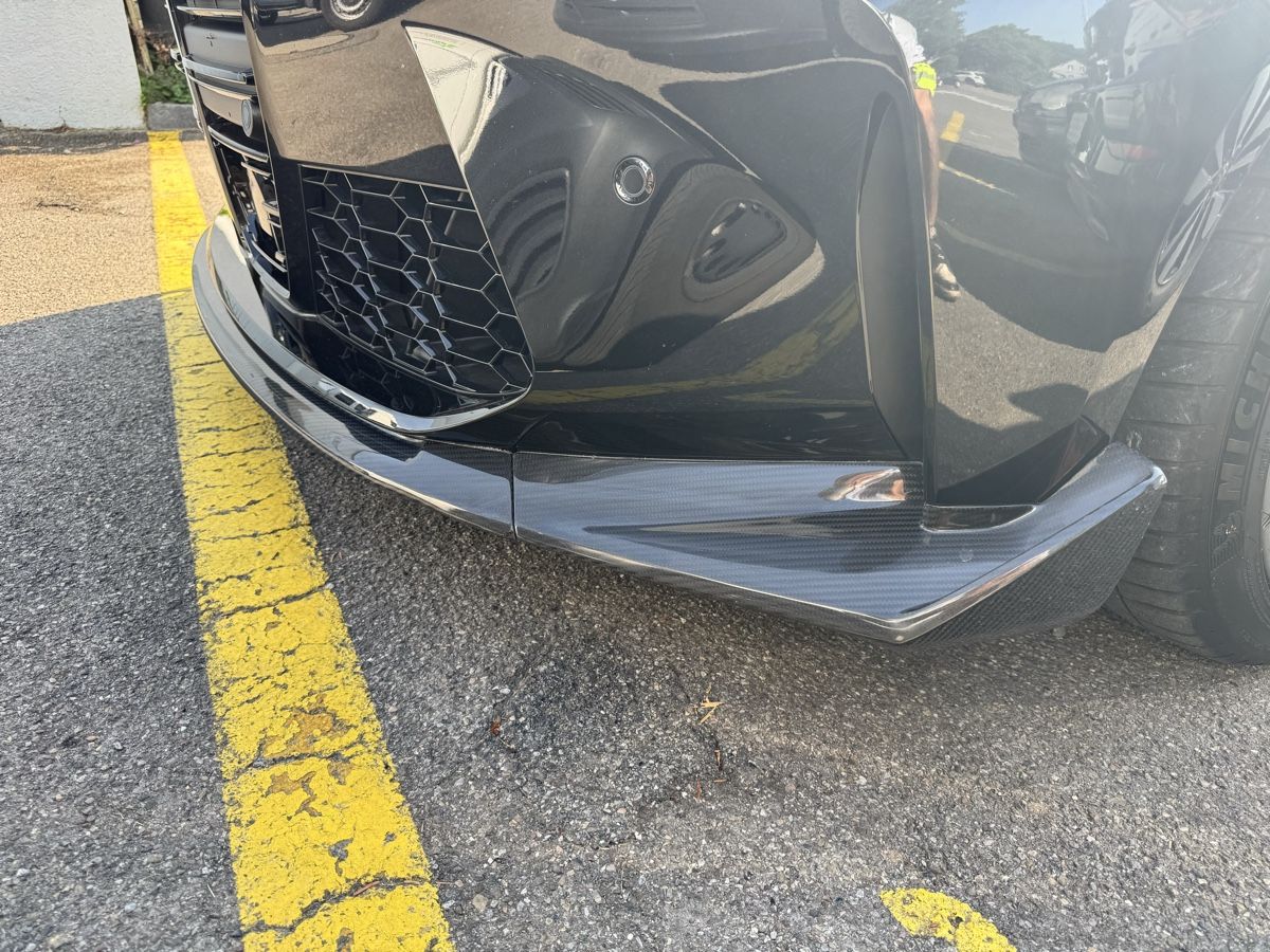 BMW Tutti pezzi di ricambio auto: BMW G80/G81/G82 Carbon Frontspoiler – Usato da Volketswil venduto da Leoo. 1