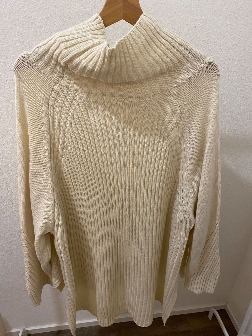 Shein Maglioni & Felpe: Strickpullover creme Gr. 56 / 58 / 60 – Usato da Pratteln venduto da a23_j2gs 3