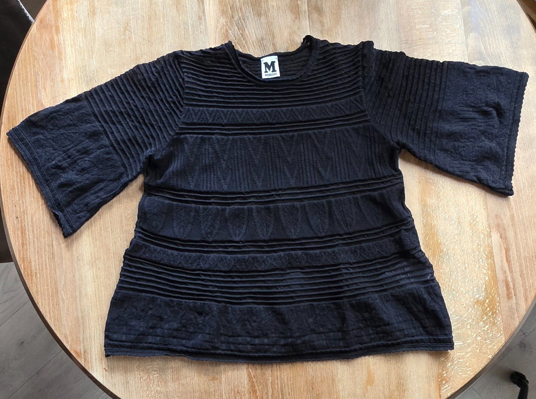 Missoni T-shirt: Letzte Chance! MISSIONI, Shirt,  feinstes Material, Gr. S/M – Usato da Urtenen-Schönbühl venduto da Bayalina