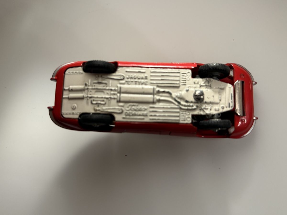 Tekno Modellautos: Tekno Jaguar Type E – Gebraucht aus Biel/Bienne von fxgindrat82 2