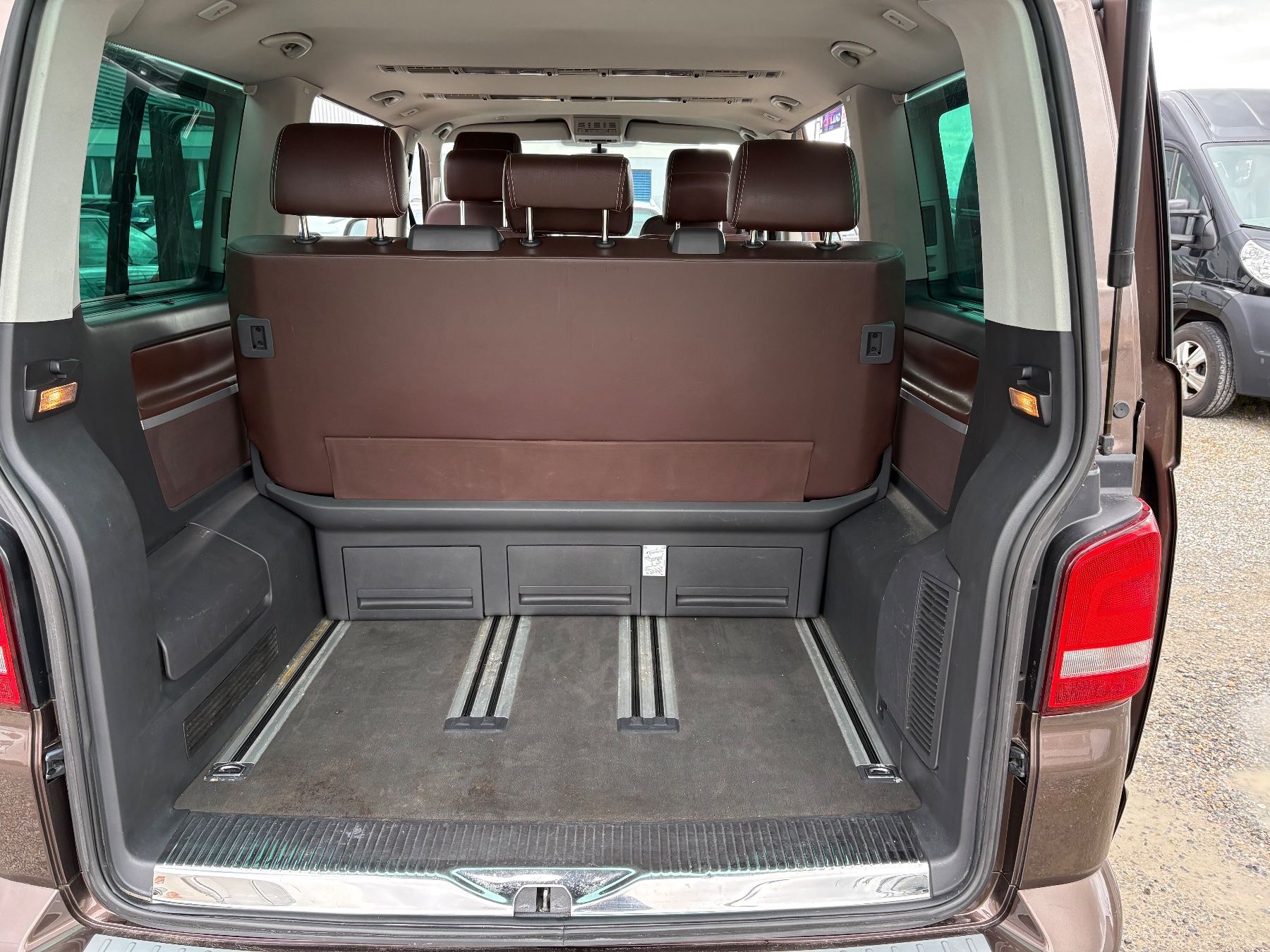 VW Automobili: VW T5 Mulitivan highline – Usato da Effretikon venduto da MarthaK. 8
