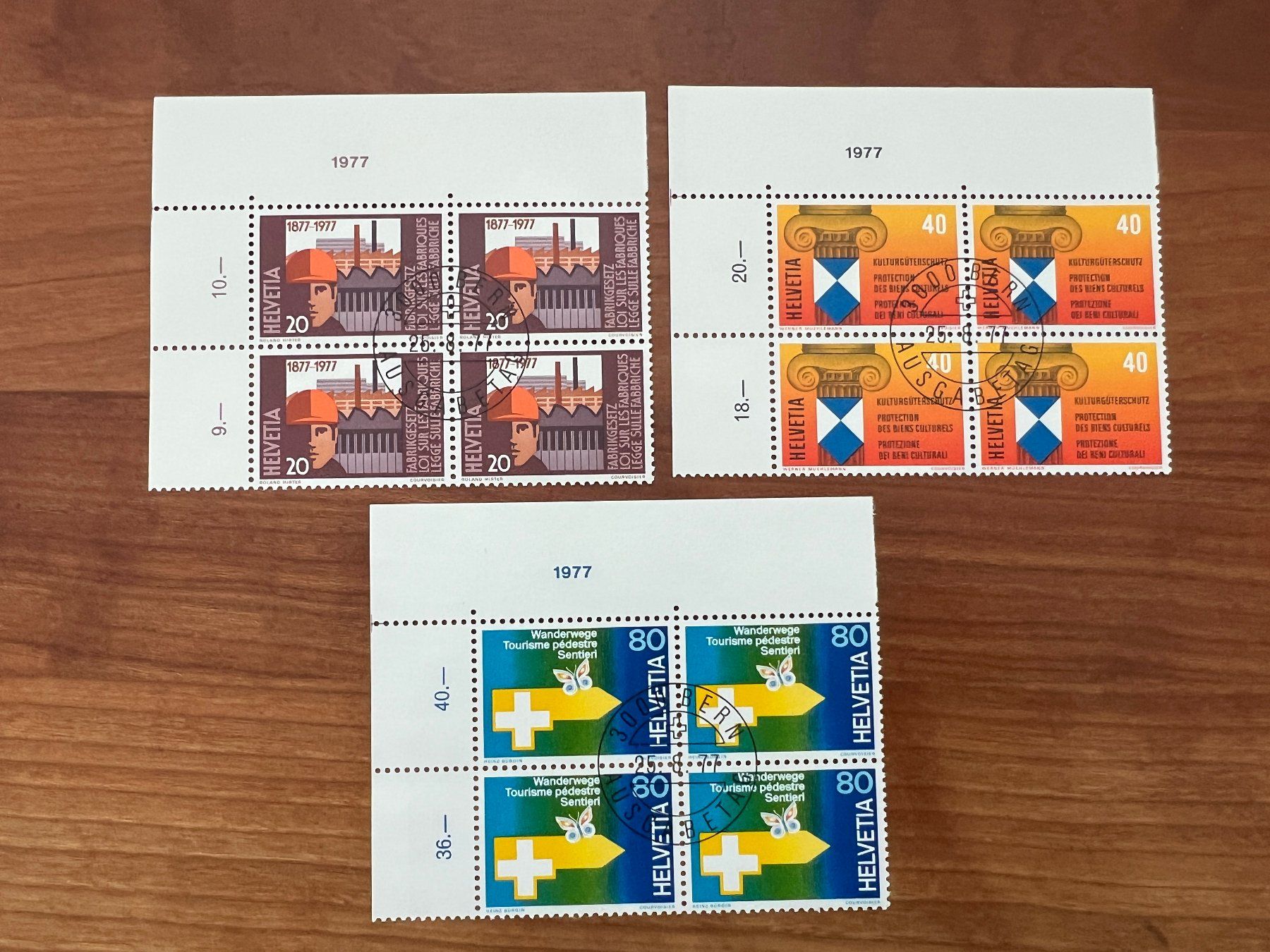 Tutti i francobolli: 1977   CH Erstag gest.Viererblock mit Tab  (K212) – Usato da Hinwil venduto da Sidi4