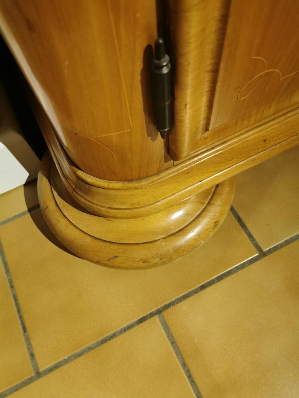Credenze: Buffet – Usato da Liestal venduto da con_y68k 3