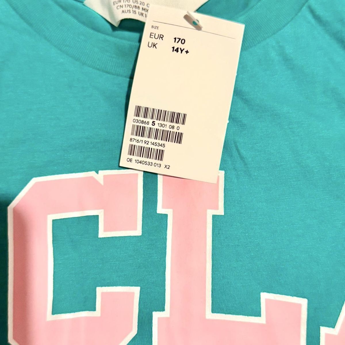 H&M Camicette, T-shirt & Top: UCLA Cropped T Shirt – Nuovo e nell'imballaggio originale da Basel venduto da 1moonstar 1