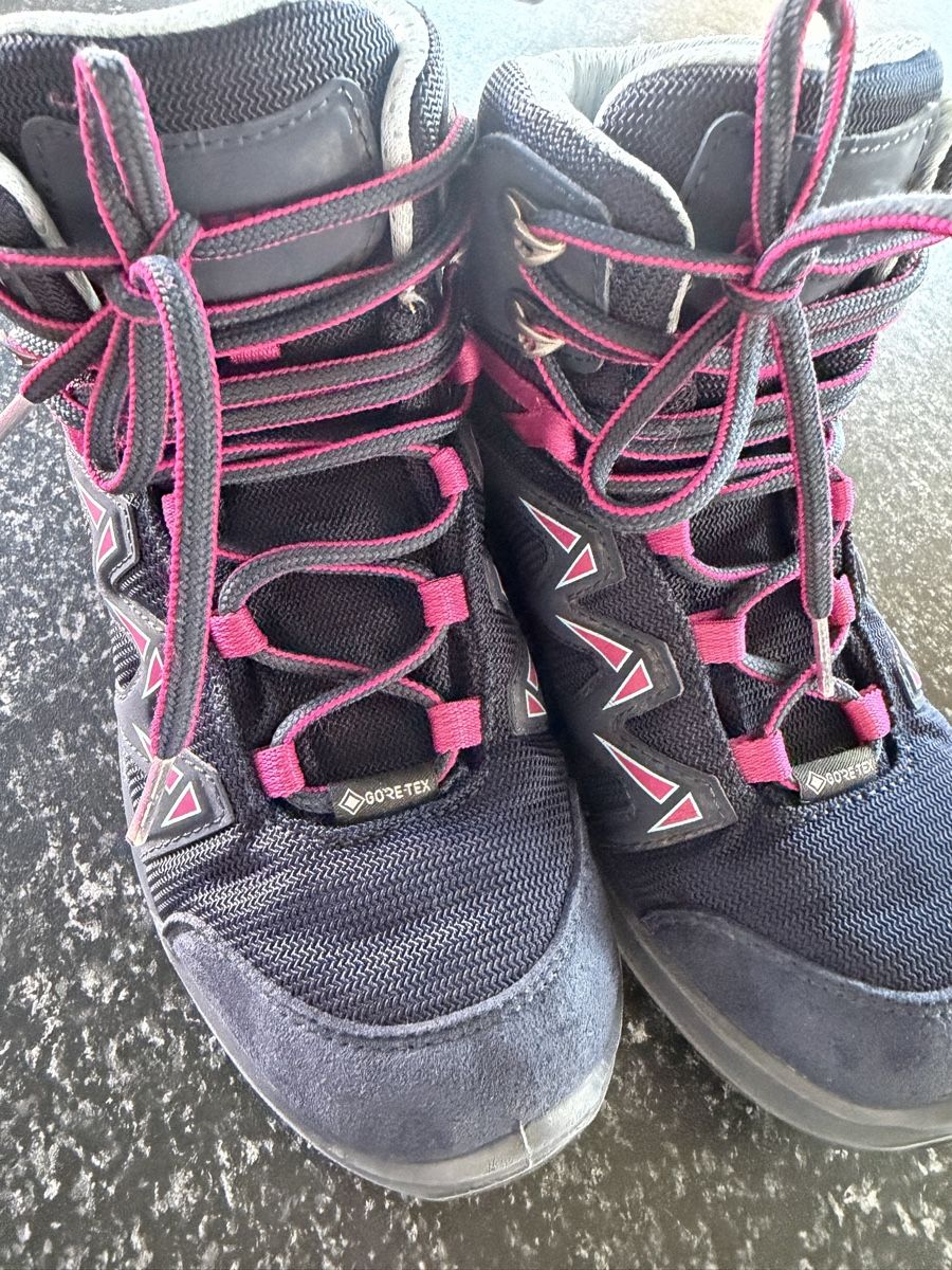 Lowa Scarpe per ragazzi: Lowa Wanderschuhe/Trekking 33 Goretex – Usato da Schlieren venduto da Lanzer6 5