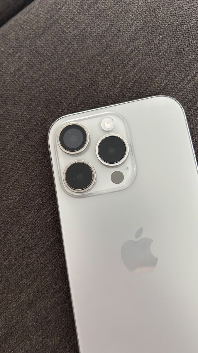 Apple Handys / Smartphones: Iphone 15 pro 128GB – Gebraucht aus Rorschach von med_cg8c 2