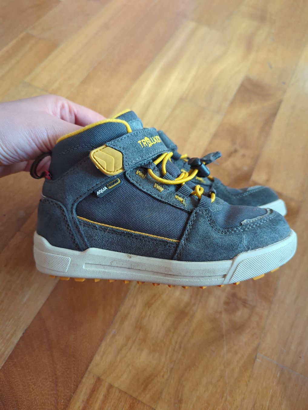 Schuhe für Jungen: Trollkids Winterstiefel Gr. 28 – Gebraucht aus Eglisau von raf_hn2x 1
