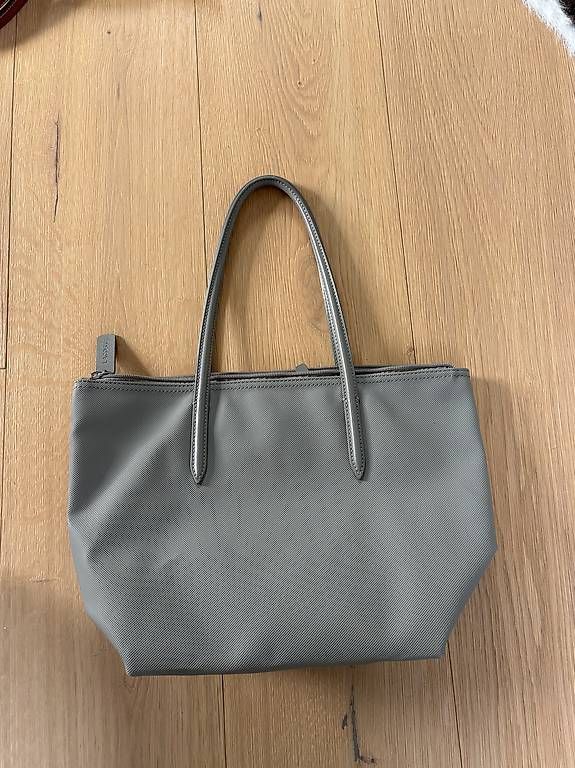 Borse da donna: Sac Lacoste  – Nuovo e nell'imballaggio originale da Areuse venduto da Nic_wd9n 1