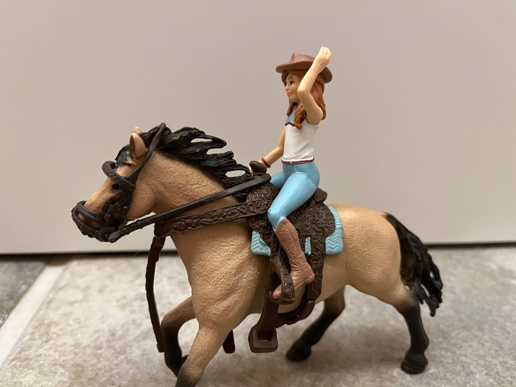 Schleich Giocattoli: Schleich Set mit Westernpferden und Bauernhoftieren – Usato da Zürich venduto da Nellyliva01 2