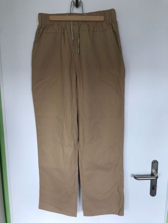 Lockere Stoffhose beige Grösse M/L