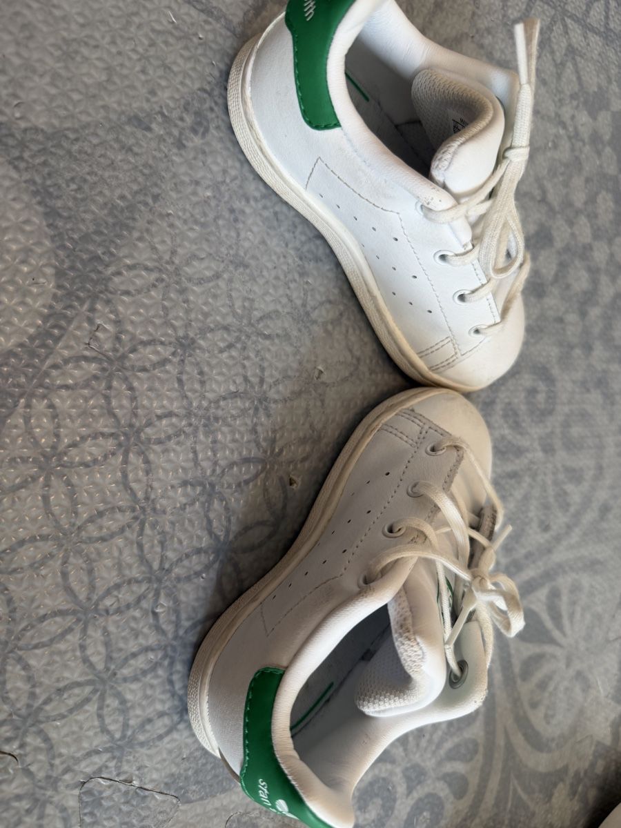 Adidas Schuhe für Jungen: Adidas Stan Smith Kinderschuhe, Gr 23 – Gebraucht aus Küsnacht ZH von ToddyGinger 3