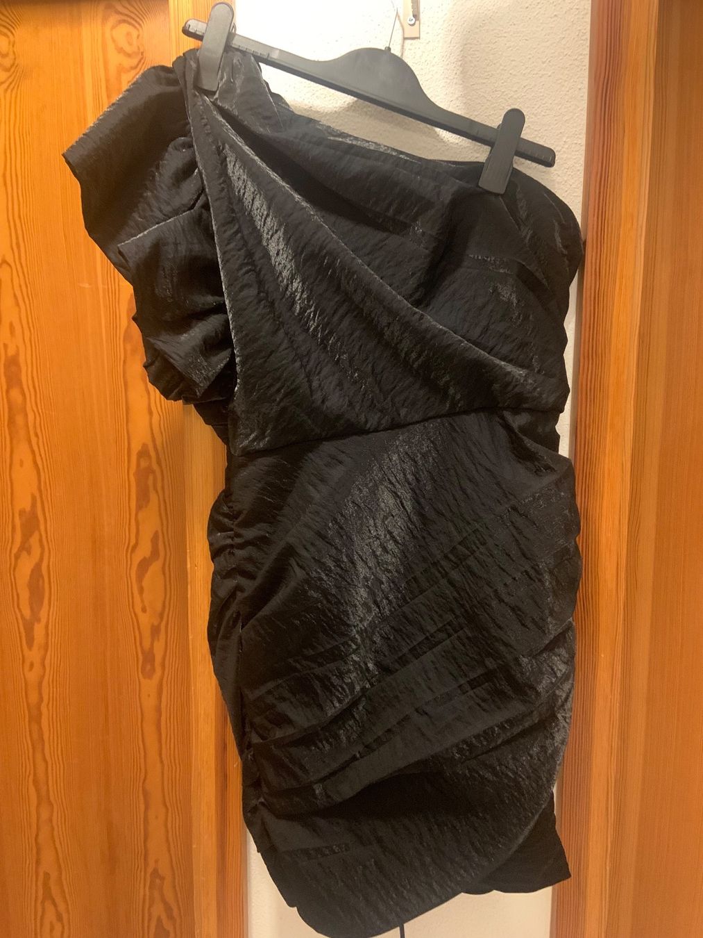H&M Kleider: Abito Cocktail Dress monospalla – Neu (gemäss Beschreibung) aus Grono von tes_6t5v 2