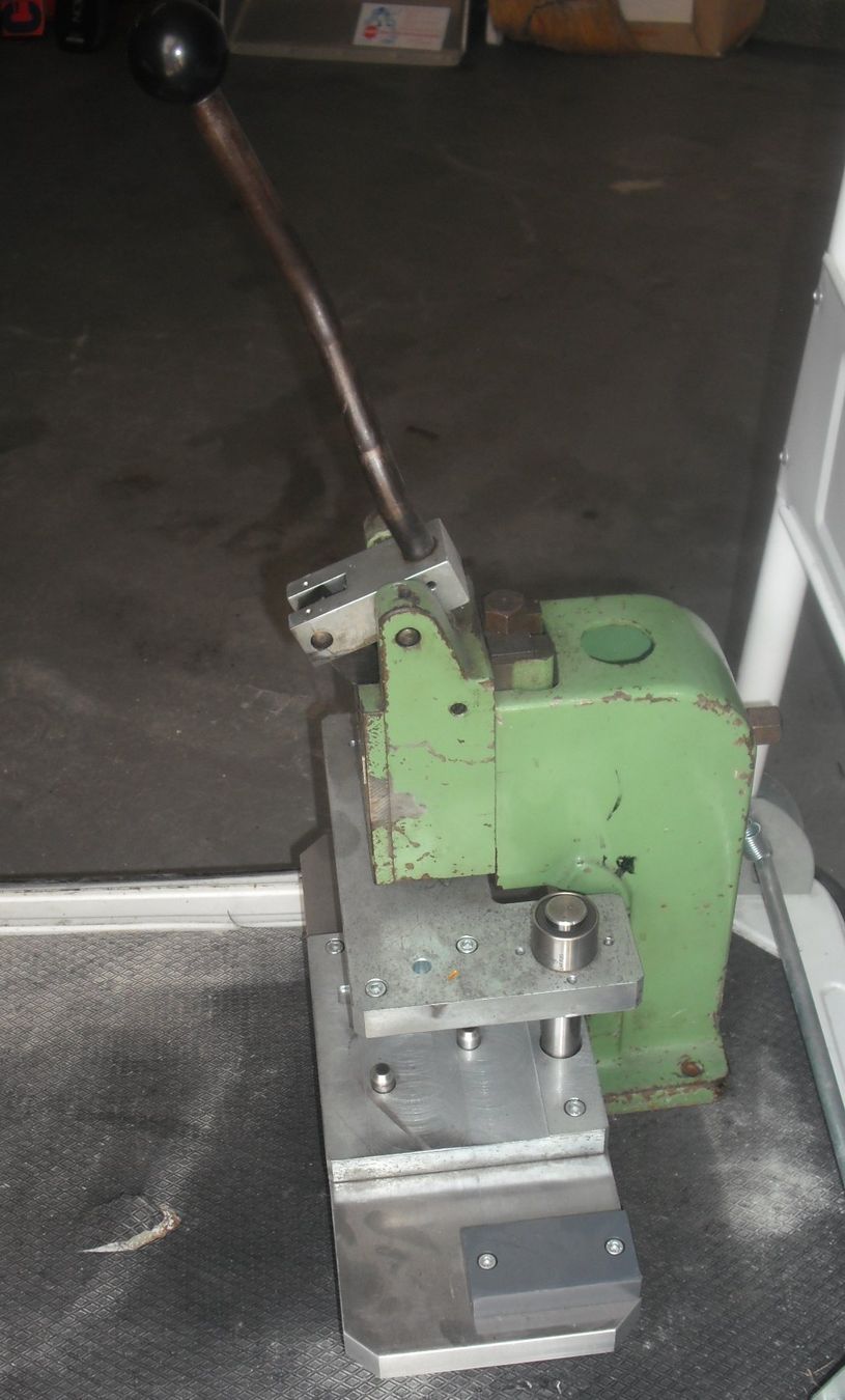 Tutte le macchine: Kniehebelpresse Steinel, Presse – Usato da Koblenz venduto da 70tschibu