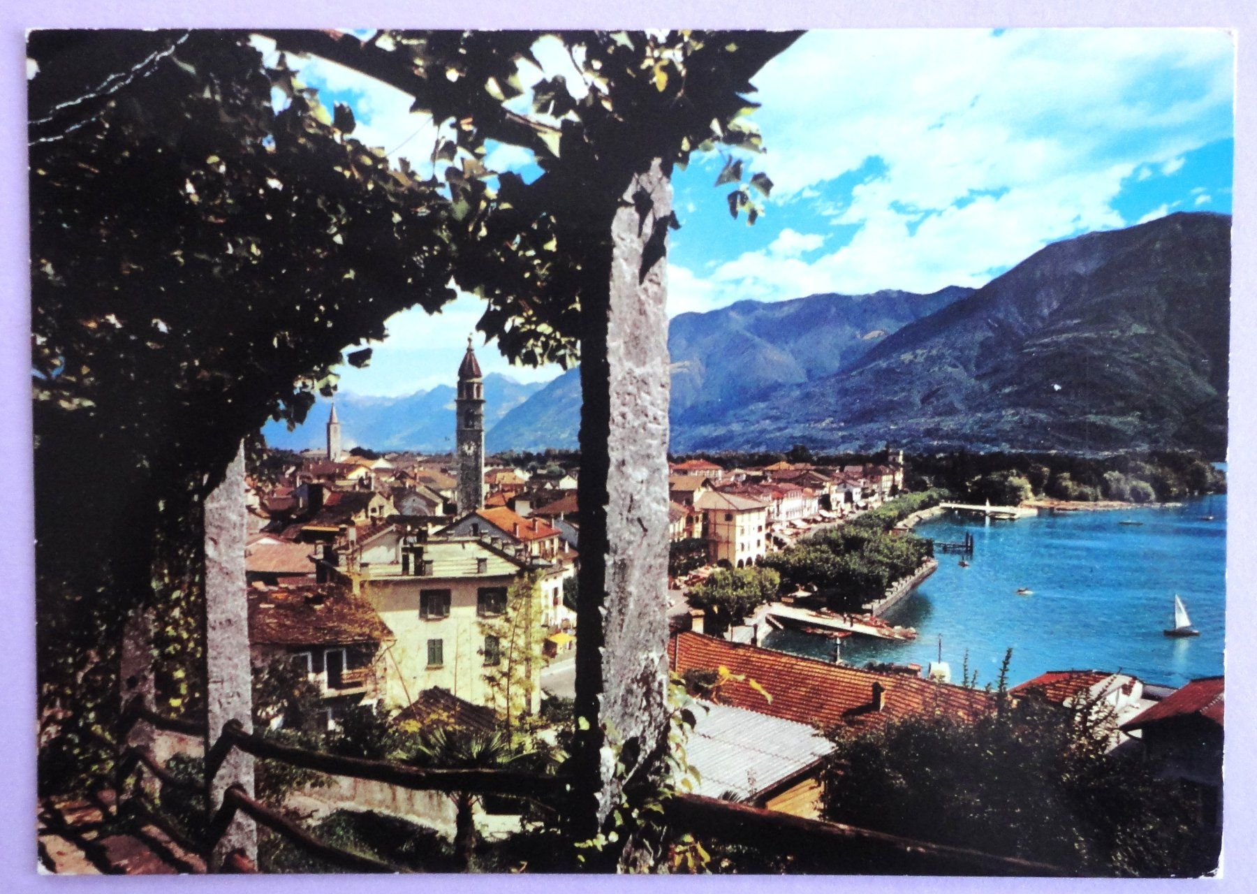 Cartoline postali: Ascona - Lago Maggiore - Panorama – Usato da Fétigny venduto da Billy2miny