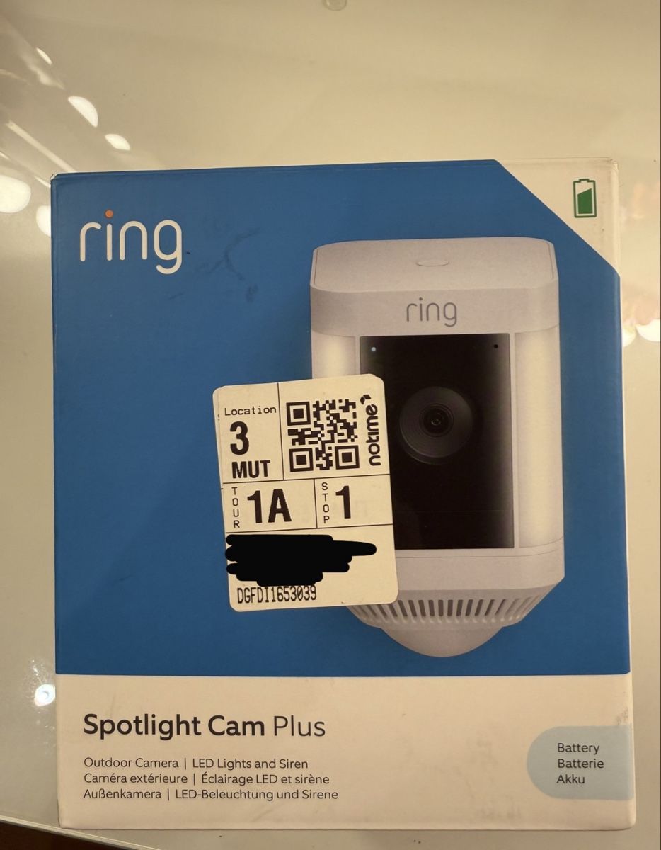 Camcorder: Ring Spotlight Cam Plus – Neu (gemäss Beschreibung) aus Muttenz von martina.mlr 1