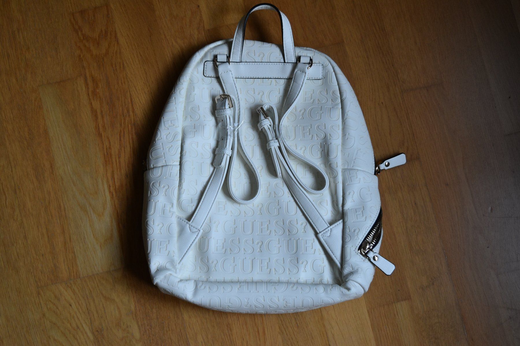 Guess Sacs à dos: Guess Damen Rucksack NEU – Neuf (Voir description) à Zürich par johnny.tifosi 1