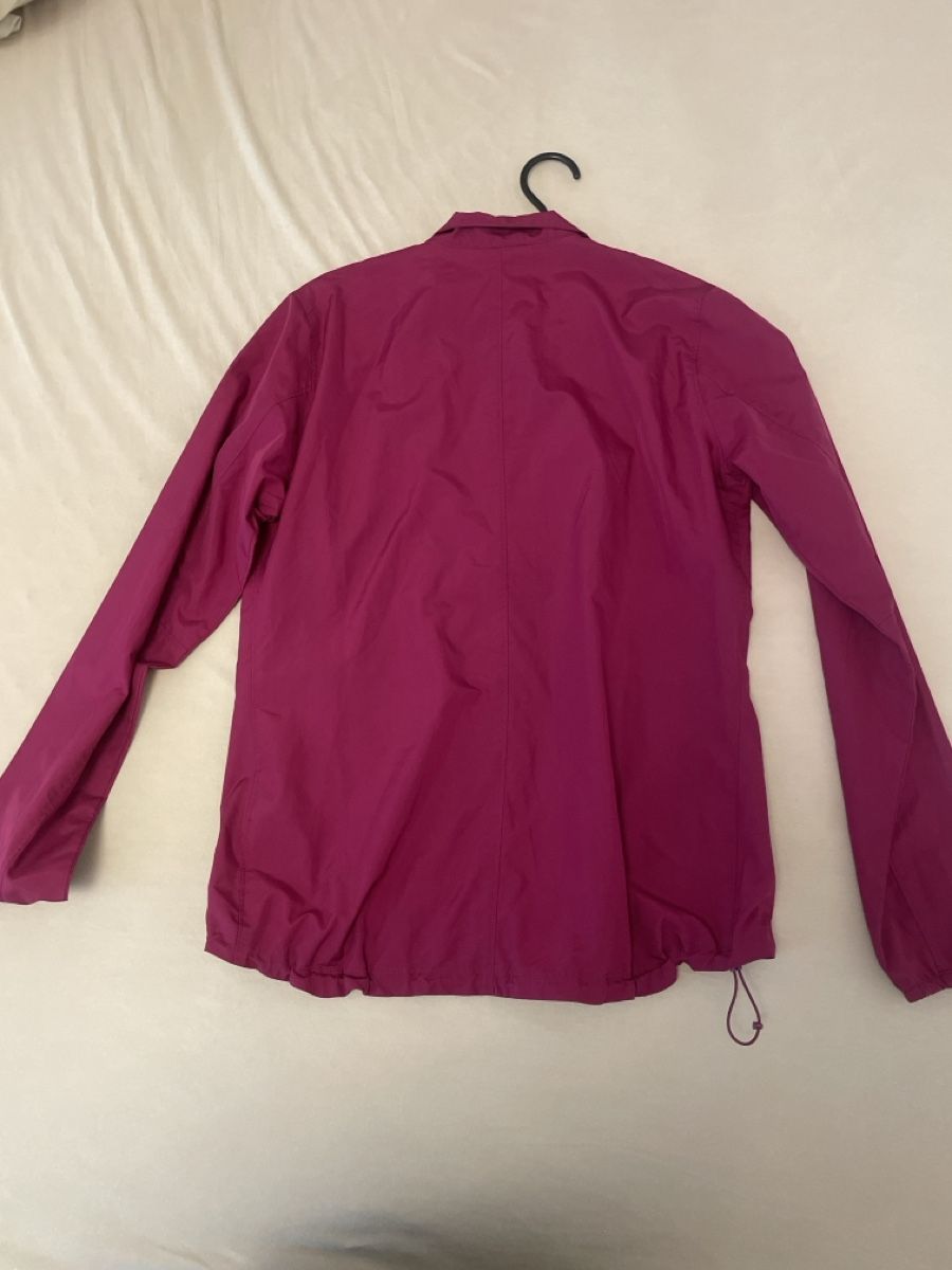 Asics Jacken: Leichte Laufjacke Asics – Gebraucht aus Laufen von jes_ll2f 1