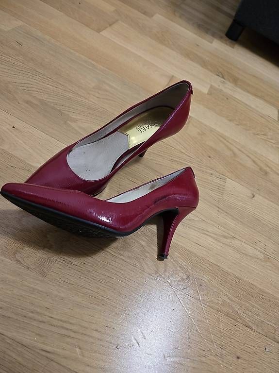 Scarpe da donna: Michael kors pumps schuhe – Usato da Münchenbuchsee venduto da Arasy13 1