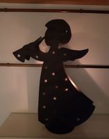 Adventszeit Deko: Metall-Engel mit Sternen