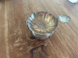 Antikes Teesieb mit Abtropfschale Rarität #7