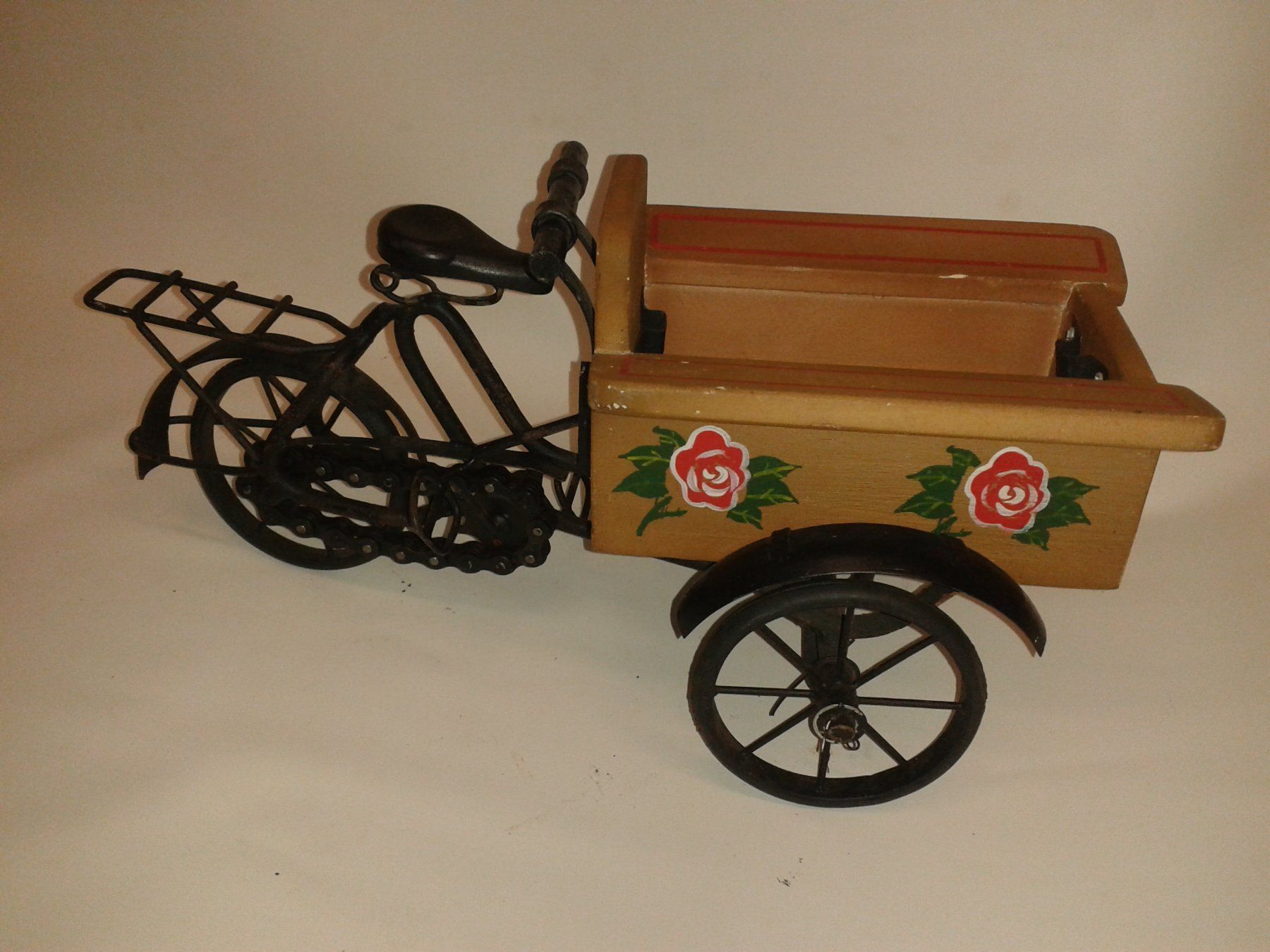 Alle Dekorationen: Miniatur-Lastenfahrrad – Gebraucht aus Basel von Dawid1713 2