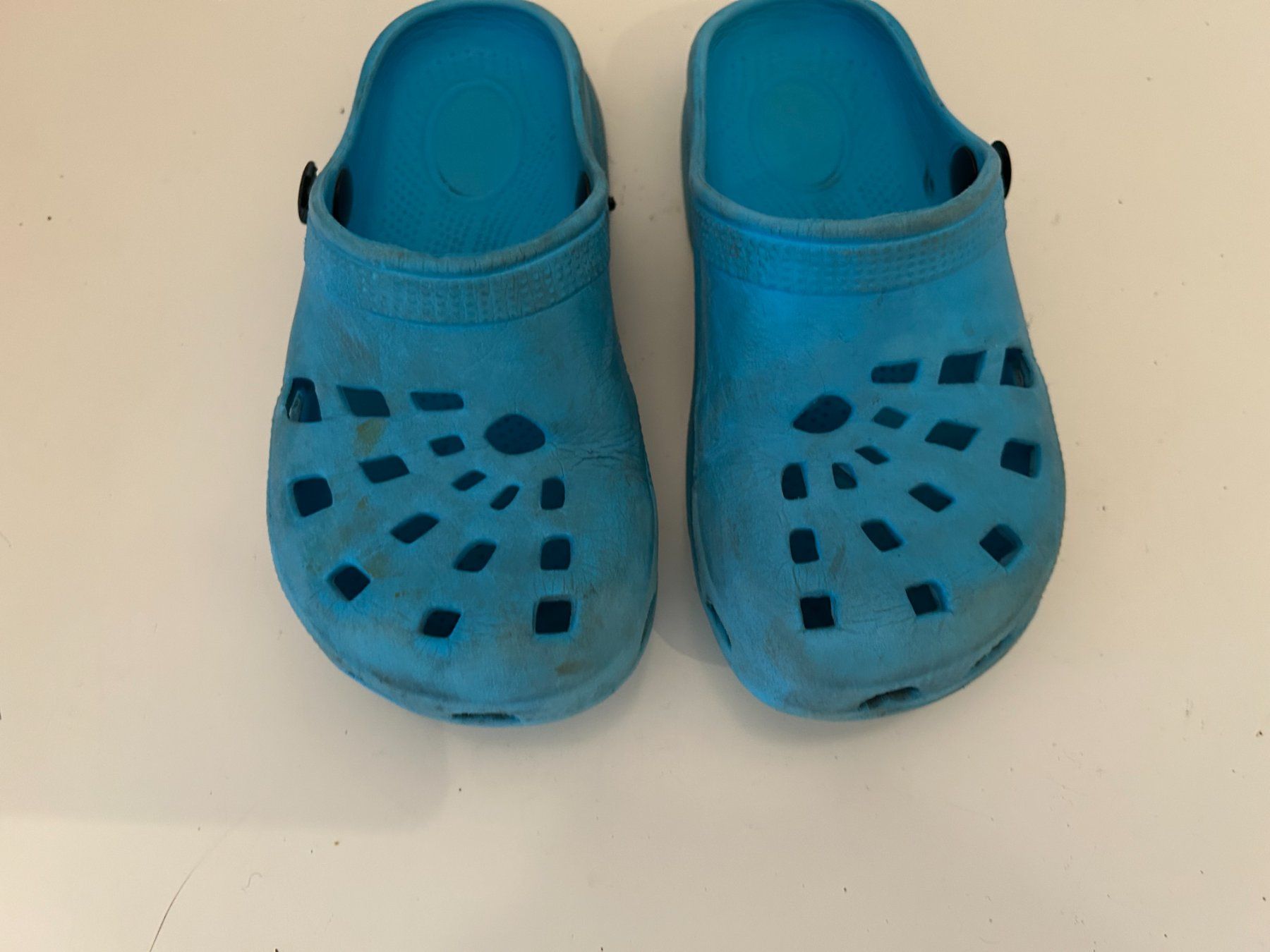 Scarpe per ragazzi: Kinder Bade- bwz. Freizeitschuhe Sommer, Grösse 30 – Usato da Buttisholz venduto da PIOTRCH 1