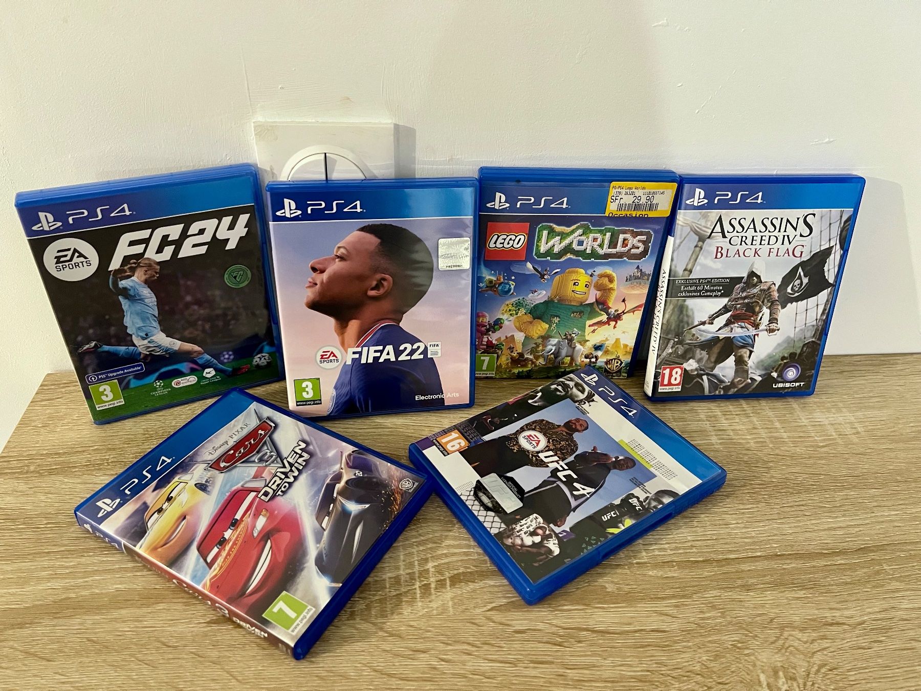Giochi: PS4 Spiele FC24 UND +++ – Usato da Zürich venduto da T.E.B 2