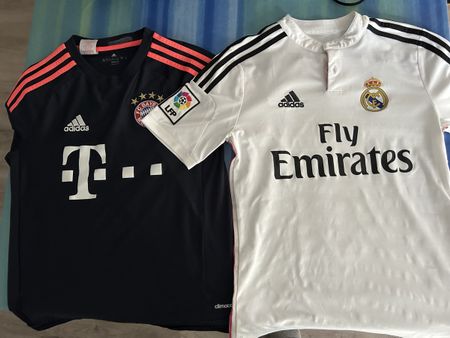 2 Fussballtrikots Grösse 164