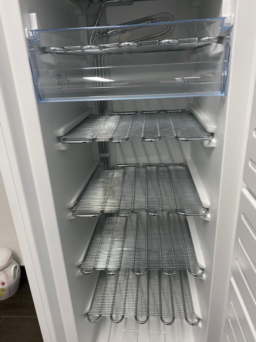 Congélateurs: Bosch Gefrierschrank – D'occasion à Au ZH par Ale-x65 7