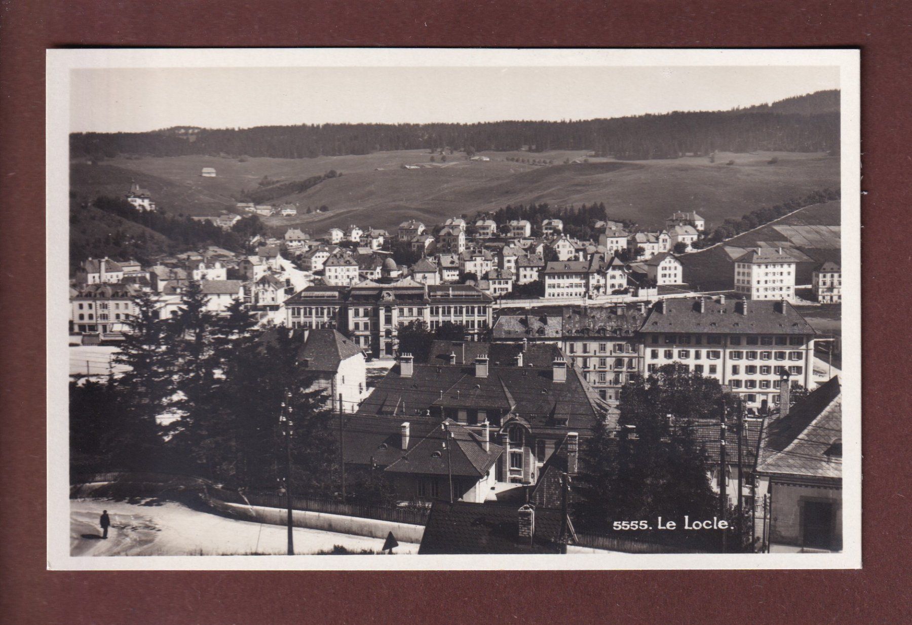 Cartoline postali: LE LOCLE - Vue partielle – Usato da Pully venduto da nicecards