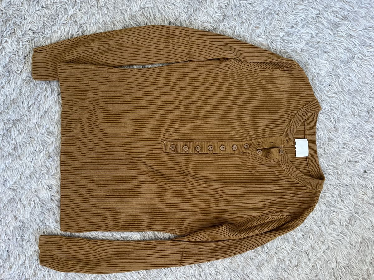 H&M Maglioni & Felpe: H&M geripptes Longsleeve Gr. L – Usato da Utzenstorf venduto da Ismaele 3