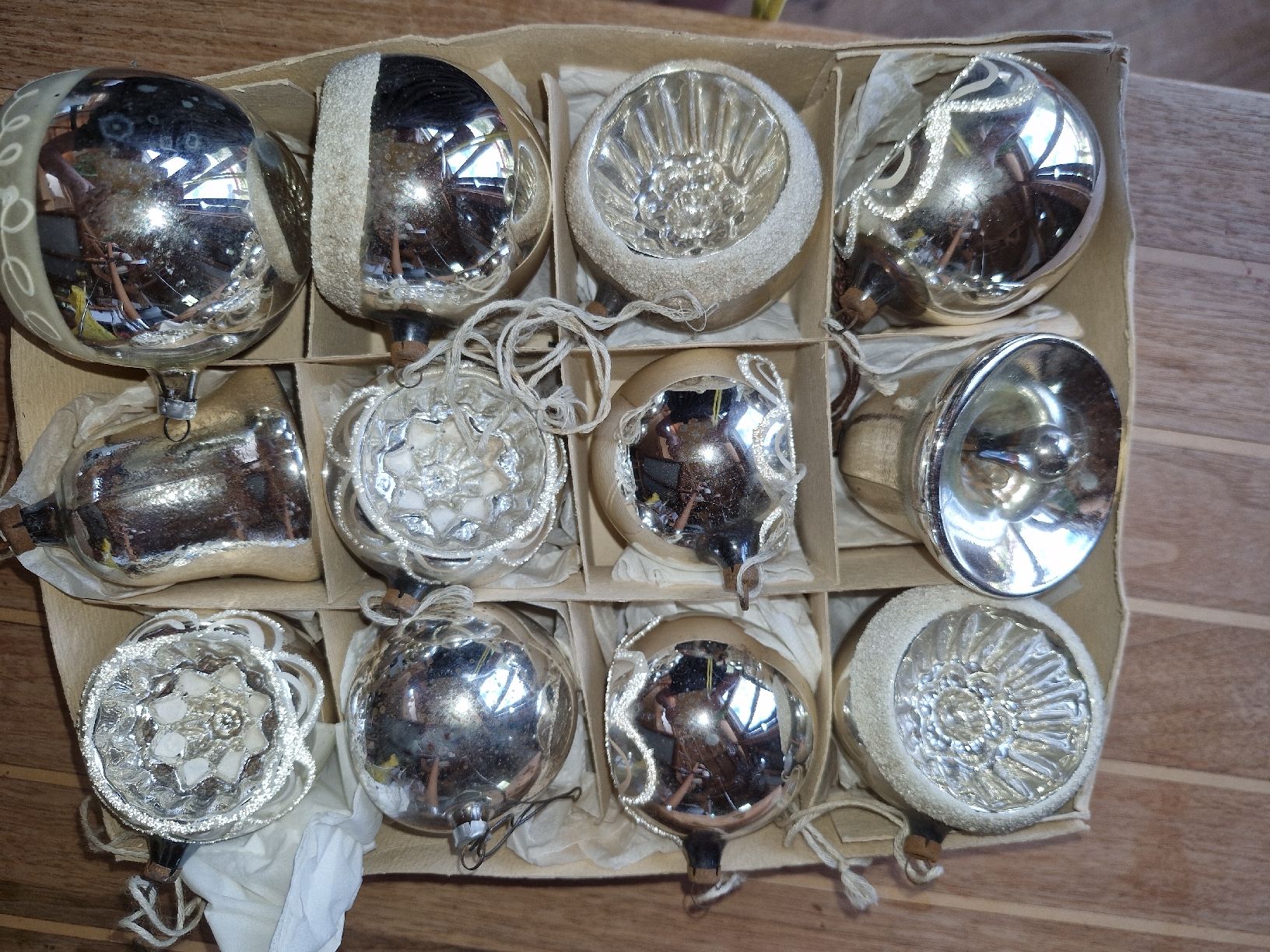 Tutte le decorazioni: antiker Christbaumschmuck  – Usato da Guarda venduto da rue_bpd7 2