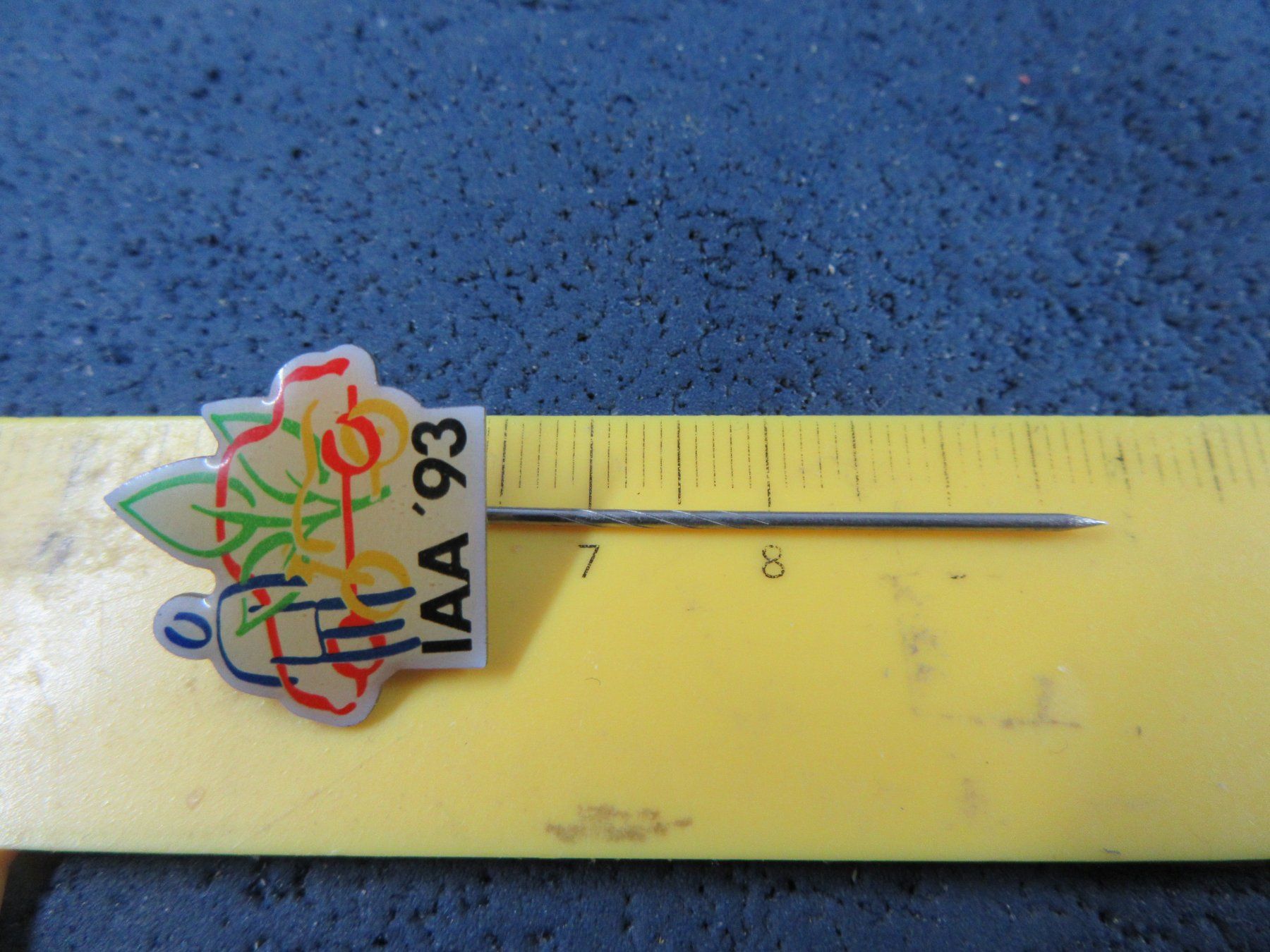 Plaketten & Abzeichen: IAA 93 AUTO LOGO ANSTECKNADEL – Gebraucht aus Ettingen von Hausi4711 1