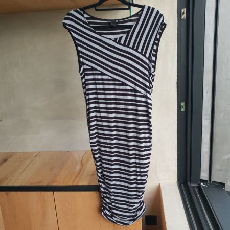 🐸 VISKOSE SCHWANGERSCHAFTSKLEID von H&M MAMA Gr M KLEID